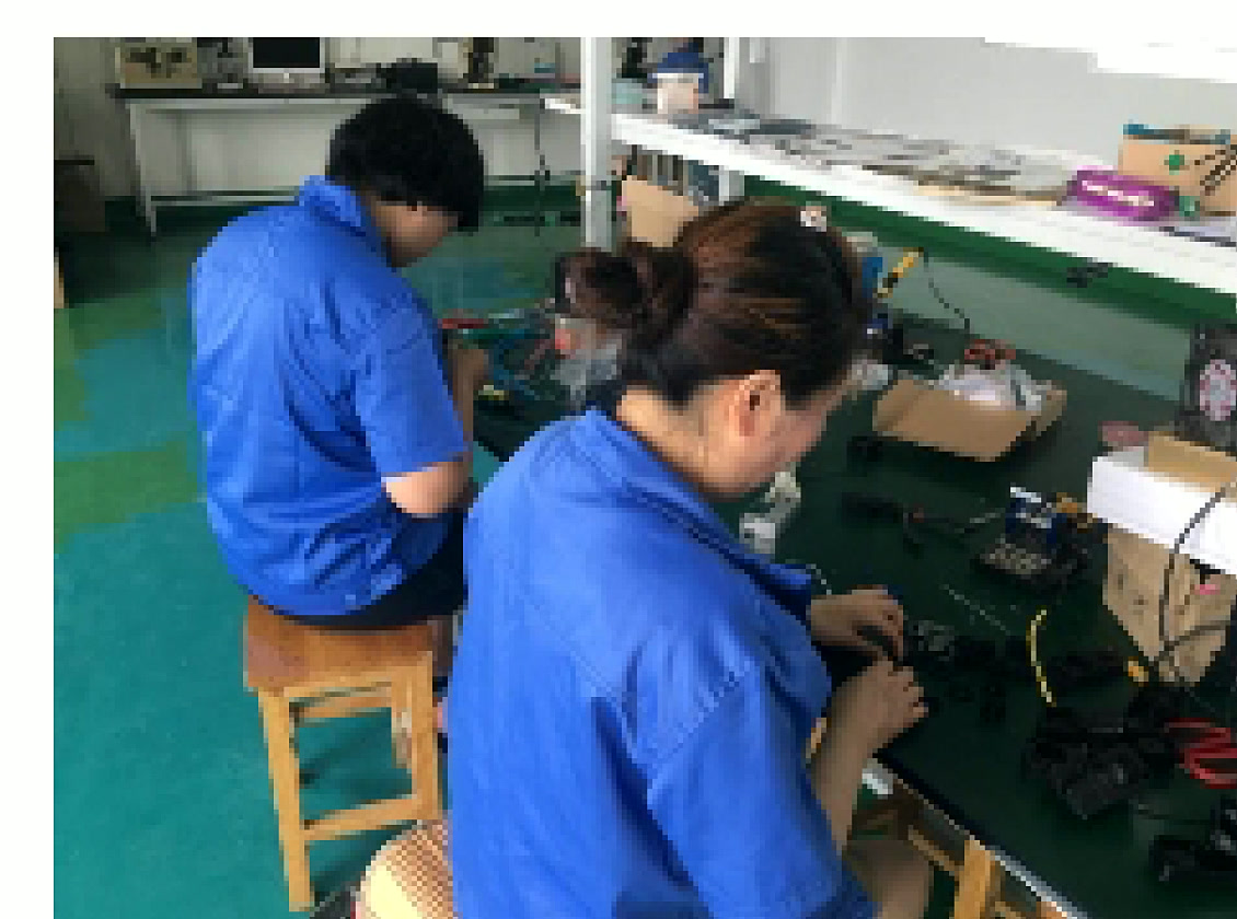 Component assembly at Yangzhou Yawei Automotive Electronics